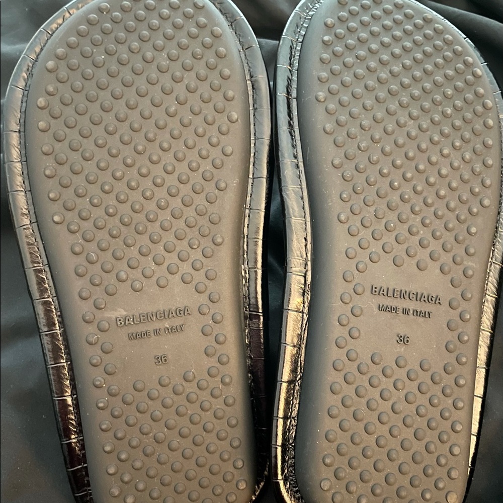 COPY - Authentic Balenciaga Leather Croc Slides New - Picture 5 of 5